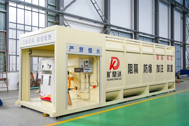 Double Dispenser Mobile Filling Station for Gasoline